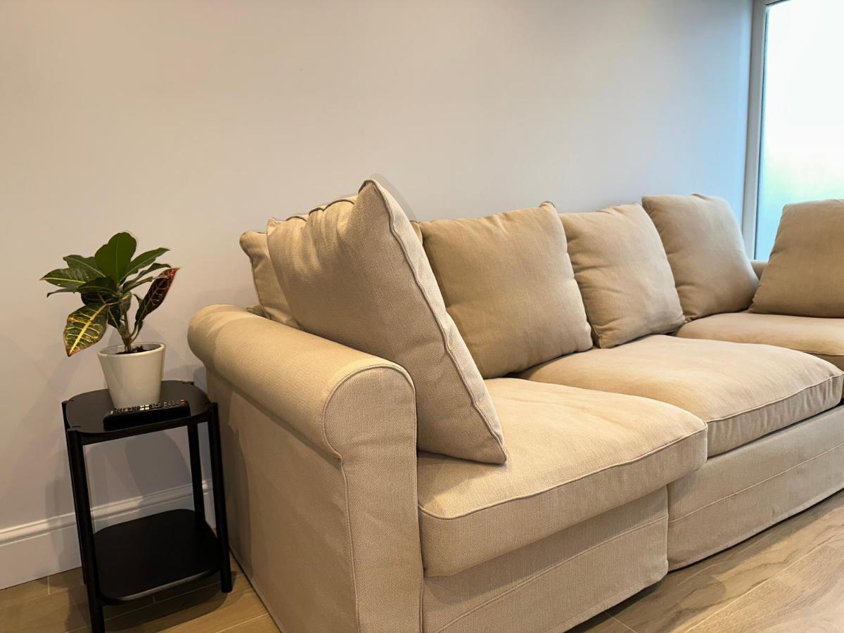 Appartement Little Vine - Beautiful Ground Floor Flat In South London à Sutton  Extérieur photo